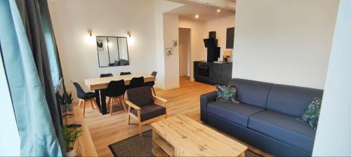 Clermont-Ferrand Apartment | 2 en 1, 10 pers, parking, Wifi