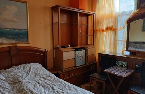 Borgerhout House | 2 floors offer near Central Station
