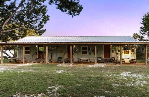 Bandera Apartment | #2 Forge~Bandera Tin Star~Bandera, TX~Country