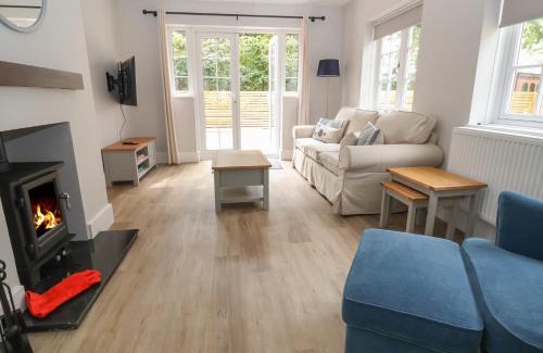 Cotebrook House | 2 Golf Links Cottages
