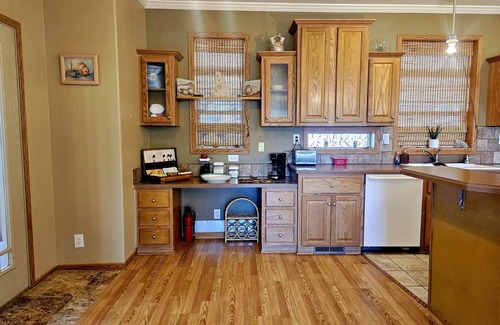 Cortez House | 2 Homes w/Private Gate 500,000-Acre Backyard