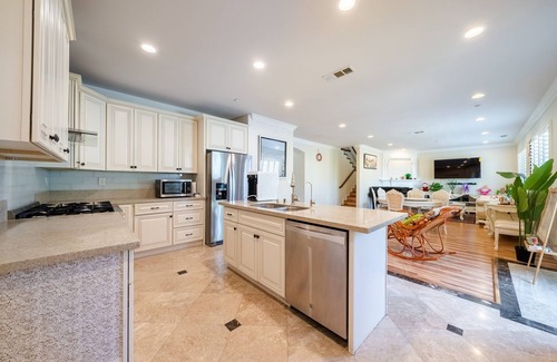 Monterey Park House | 2 Houses 13 Bedrooms 8.5 Bathrooms Close to Chinatown Monterey Park