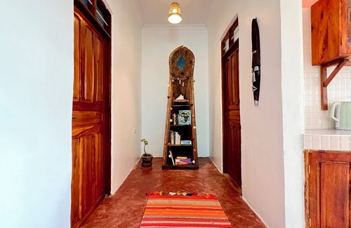 Pingwe House | 2 Houses with Garden, Outdoor Cinema, Milky Way Views - 5 Min to Beach