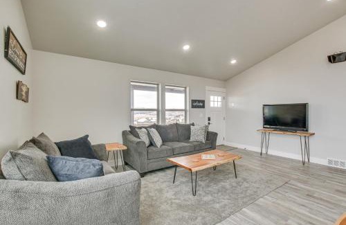 Sweetwater House | 2 Mi to Bear Lake Mtn-View Gem in Garden City