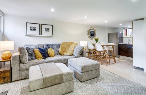 City Park Apartment | 2 Mi to Downtown Denver: Stylish Gem w/Fireplace!