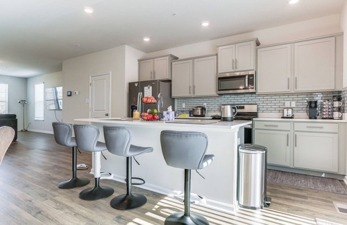 Frederick House | 2 Mi to Dtwn Frederick: Updated Townhome