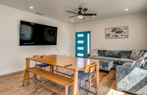 Sacramento House | 2 Mi to Dtwn Home with Private Pool in Sacramento