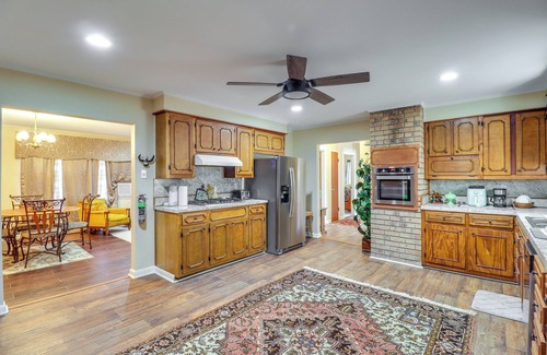 Natchez House | 2 Mi to Dtwn Natchez: Cozy Home w/Yard & Patio!