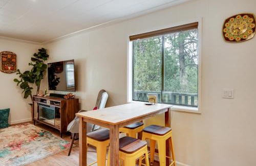 Prescott House | 2 Mi to Dtwn Prescott Cabin with Furnished Deck!