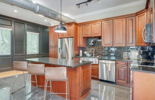 San Marcos House | 2 Mi to Dtwn San Marcos Spacious Home with Yard!