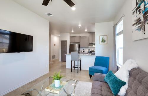 Temple House | 2 Mi to Dtwn Temple Pet-Friendly Home with Yard