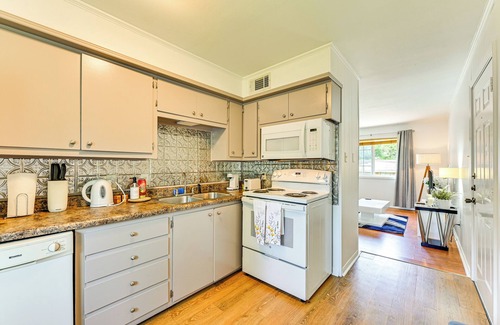 Nacogdoches Apartment | 2 Mi to Historic Dtwn Nacogdoches: Cozy Apartment!