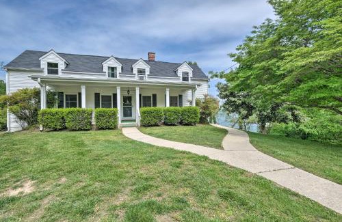 California House | 2 Mi to Lighthouse Waterfront Home with Dock!