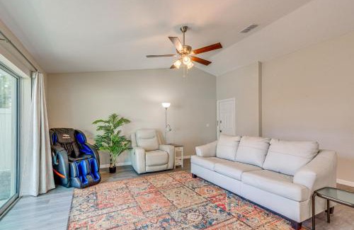 Dunnellon House | 2 Mi to Rainbow Springs Home with Hot Tub!