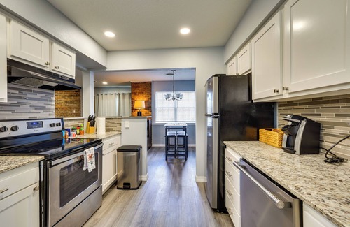 Fort Smith Condo | 2 Mi to UAFS Campus: Condo in Fort Smith