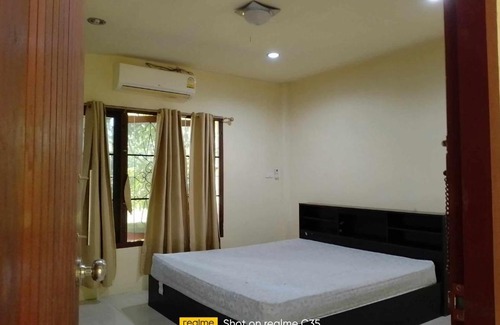 Laem Set House | 2 one bedroom houses 400 meters from the deach