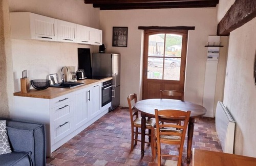Pruniers-en-Sologne House | 2-person gîte with swimming pool