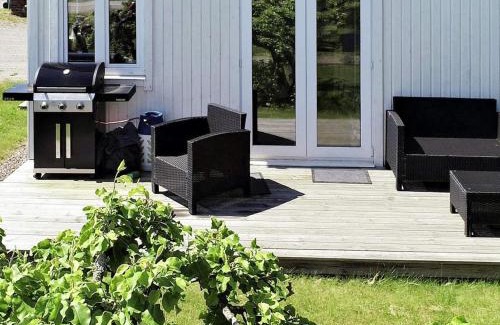 Ockero House | 2 person holiday home in Öckerö-By Traum