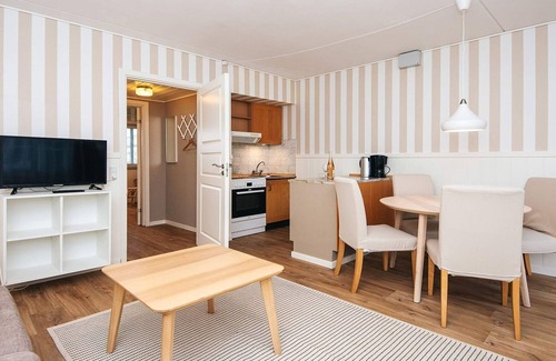 Sønderstrand House | 2 person holiday park home in Rømø