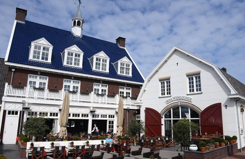 Municipality of Huizen House | 2 Relaxing Haven Near Naarderbos Trails, Nature Reserve & Cultural Attractions