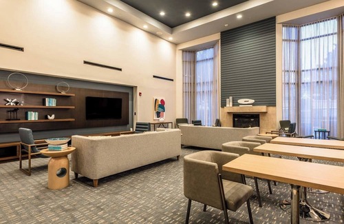Richardson Hotel | 2 Relaxing Units Near Galatyn Woodland Preserve, Pets Allowed, FREE Parking!