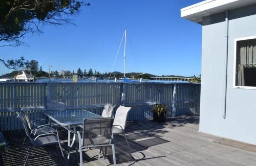 Tuncurry House | 2 Rockpool Road