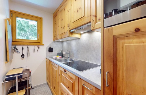 Celerina-Schlarigna Apartment | 2-room apartment, 50 m², on the 1st floor.