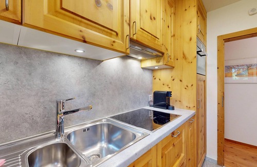 Celerina-Schlarigna Apartment | 2-room apartment, 50 m², on the 1st floor.