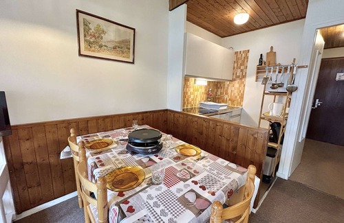 Le Planellet Apartment | 2-room apartment+alcove, sleeps 4, parking, Megève