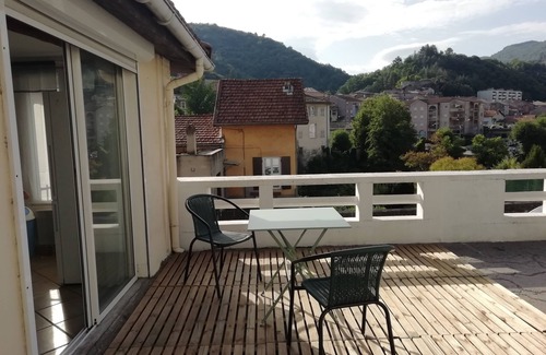 Vals-les-Bains Apartment | 2 rooms +terrace ideal for curists