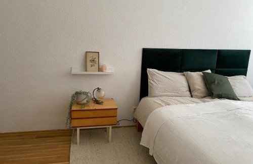 Suedvorstadt Apartment | 2 Schlafzimmer Wohnung für 5 Personen, Balkon, Hunde willkommen