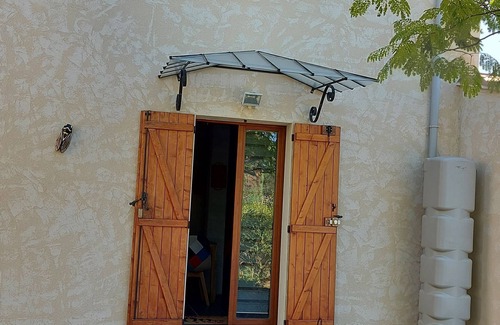 Ledignan House | 2 separate rooms in a quiet green setting