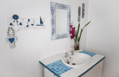Van Dyks Bay House | 2 Sisters Retreat