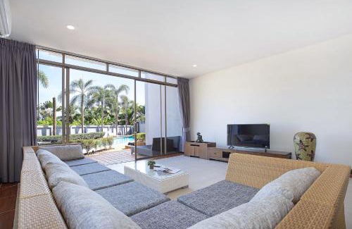 Thep Kasattri Villa | 2 Storey Pool Access Villa Argent 7 next Mission Hills Golf, just 15 min drive from Nai Yang and Nai Thon Beaches