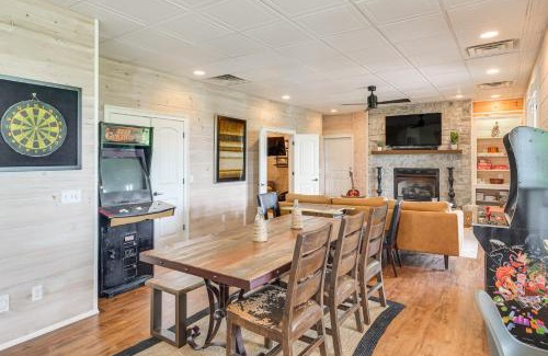 Van Buren County House | 2-Story Dock and Deck at Huge Family Home in Doyle!