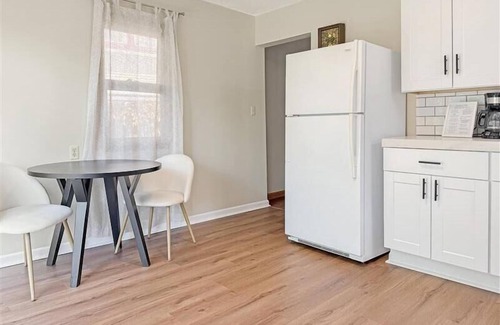 Des Moines House | 2 Story House 2 blocks from Ingersoll *Fenced in Patio * Formal dining room *Hardwood flooring *Newly remodeled Kitchen *Google Fiber Internet