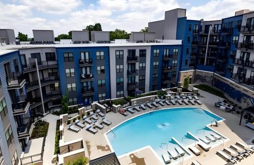 East Walnut HIlls Apartment | 2 Stylish apartments near shops and entertainment