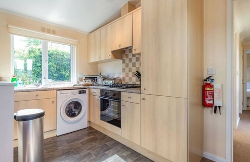 Bodmin Cabin | 2 The Beeches - - St Mabyn Cornwall