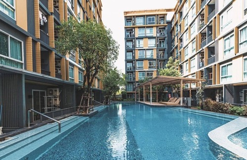 Khlong Toei Condo | 2 Units Apartment for 6PPL / Bangkok University near bts Ekkamai Station