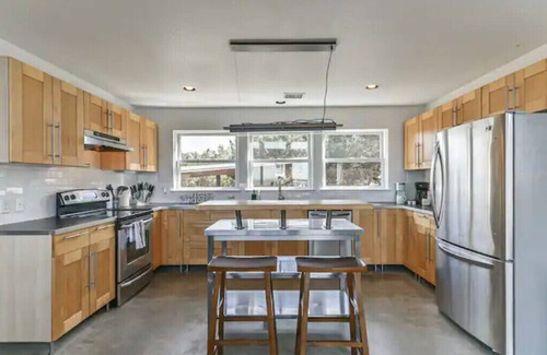 Dripping Springs House | 2 units for 1 price. Heart of TX hill country. Wedding capital Dripping Springs