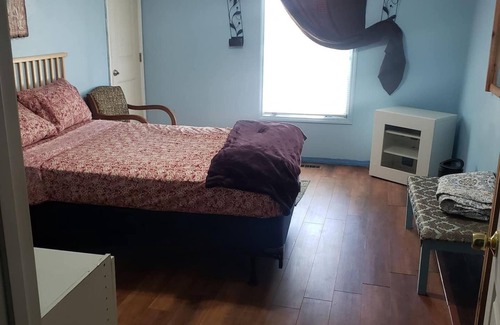 Acipco-Finley House | #2 Urban Cul De Sac 1 Priv QUEEN Bed + 1 futon/shared bath UAB close - Airport