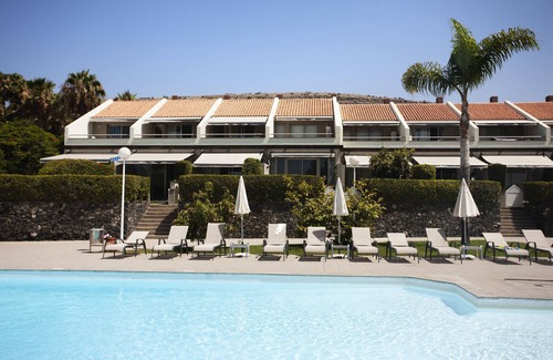 Pasito Blanco House | 2´ WALK TO THE BEACH, SWIMMING POOL, 4 BEDROOMS, LUXURY VILLA, PRIVATE RESIDENCE