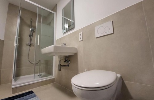 Osnabrueck Apartment | 2 Zi Apartment für Monteure Schlafzimmer mit 2 Einzelbetten, Wohnküche mit Schlafsofa
