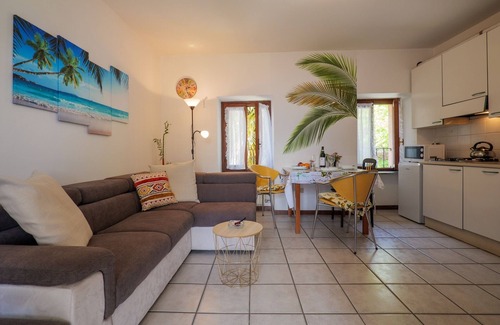 San Maurizio Apartment | 2-zimmer-wohnung mit 2 Balkonen und Seesicht