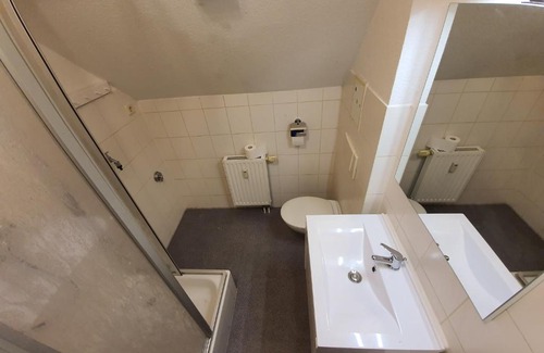 Giebichenstein Apartment | 2 Zimmer Wohnung neben der Burg