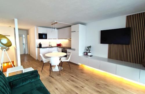 Sankt Englmar Apartment | 2-Zimmer Wohnung, Pools, Sauna und Balkon