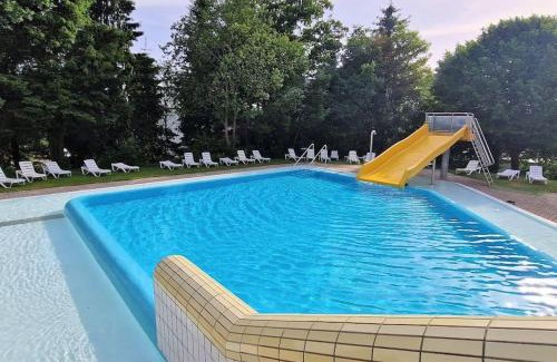 Sankt Englmar Apartment | 2-Zimmer Wohnung, Pools, Sauna und Balkon