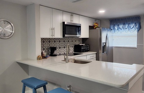 Bayonet Point House | 20% discount by Vrbo RELAXING VACATION PARADISE MINUTES FROM THE BEACH