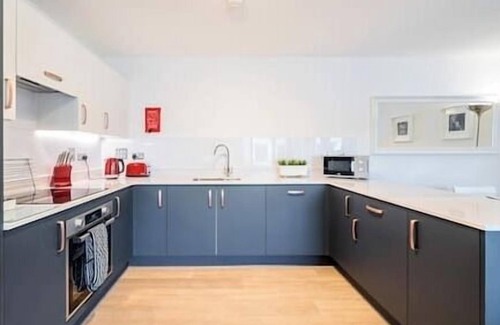 Walton-on-Thames Apartment | 20 Humboldt Court - 2 bedroom apartment