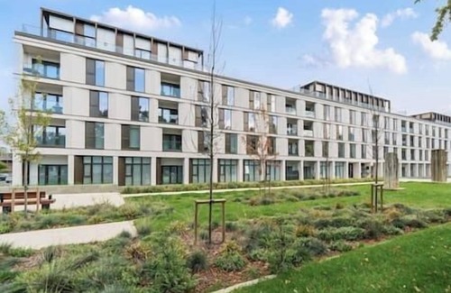 Walton-on-Thames Apartment | 20 Humboldt Court - 2 bedroom apartment